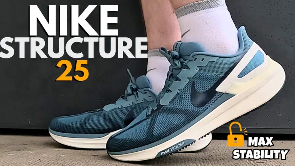 Cover photo of the nike structure 25 in blue/navy with the caption max stabiltiy