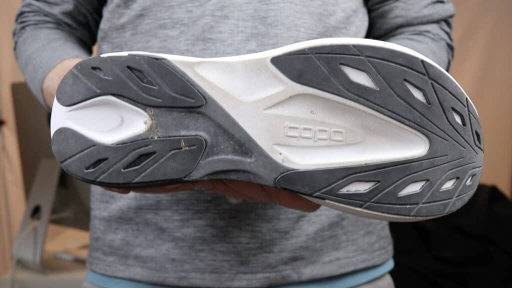 Photo showing the outsole and y-frame of the topo aura