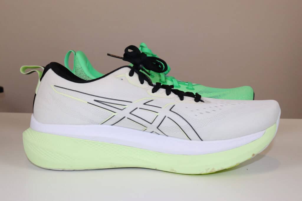 Asics glideride max 2 and 1 side by side to shoe the difference in toe spring