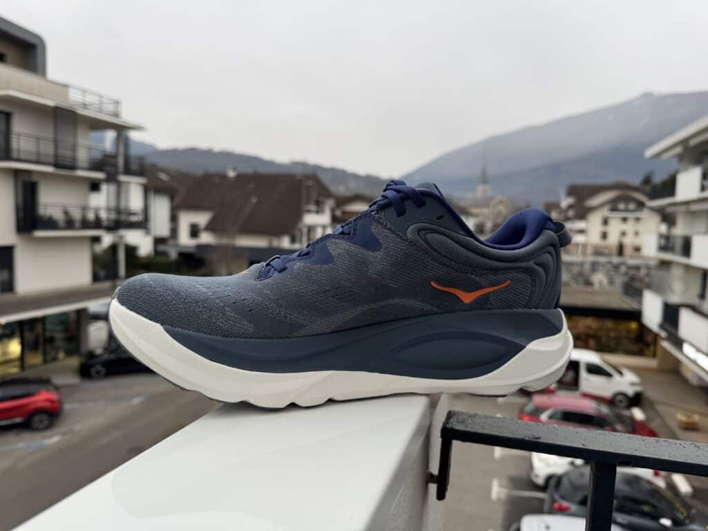 Photo of the hoka gaviota 6 from the medial side