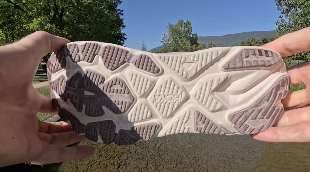 Photo of the outersole of the Hoka Arahi 9