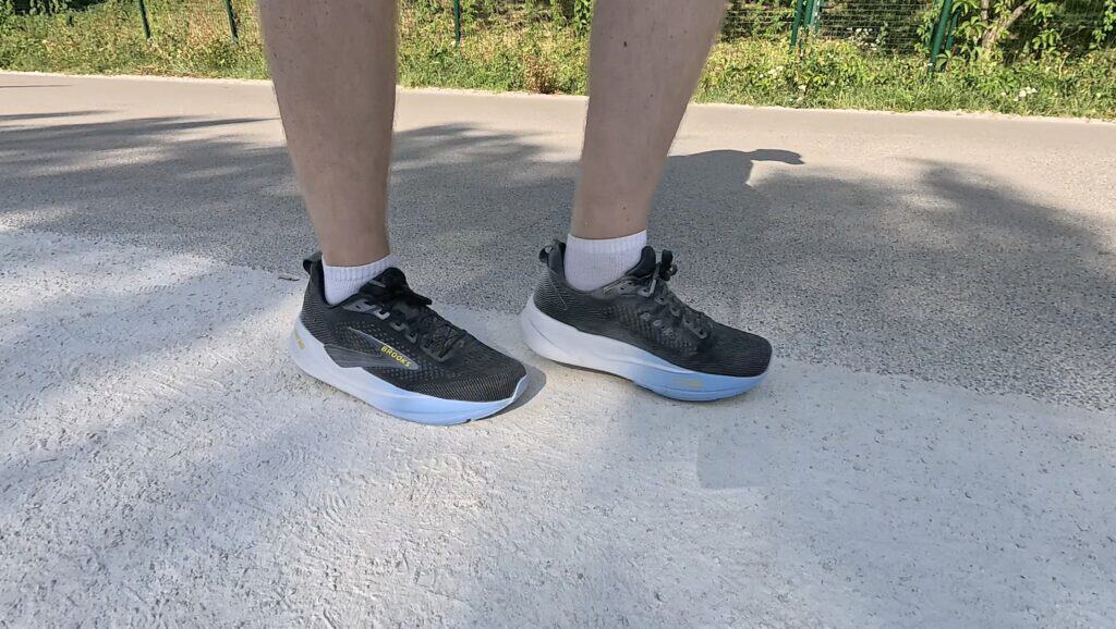 Brooks Ghost Max 4 Walking